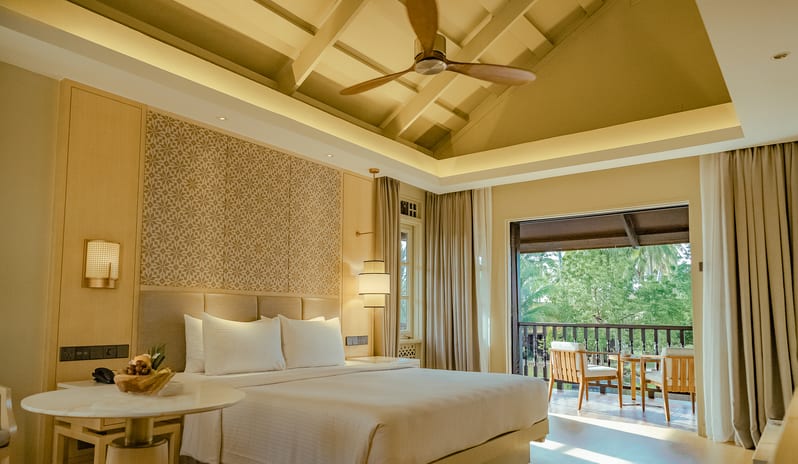 asia-holidays-malaysia-langkawi/pelangi-beach-resort-spa-langkawi-lakefront-room-upper-floor